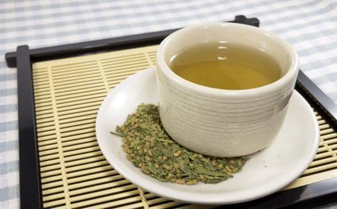 首乌菟丝子茶具有补肾益精功效